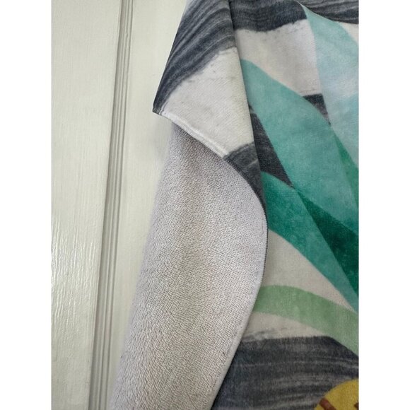 LIZ pineapple beach towel - Picture 7 of 12